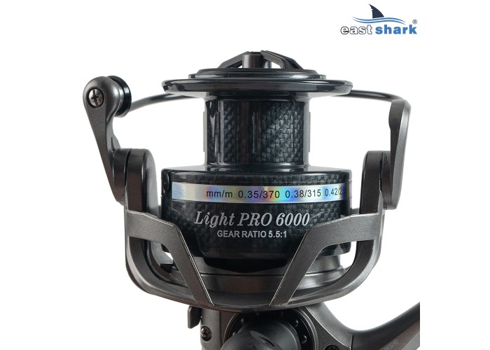 Катушка EastShark Light PRO 6000 5,5:1 с байтраннером